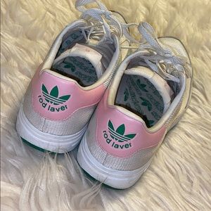 🎀 ADIDAS Sneakers 🎀